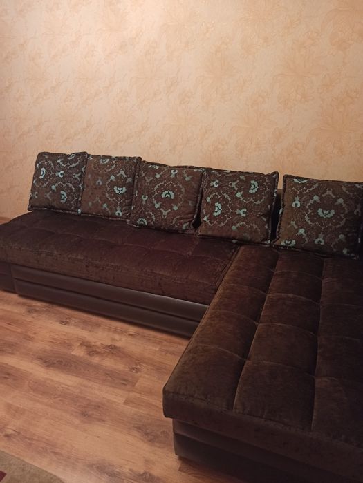 Продам угловой диван