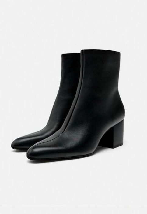 Кожаные ботинки ZARA