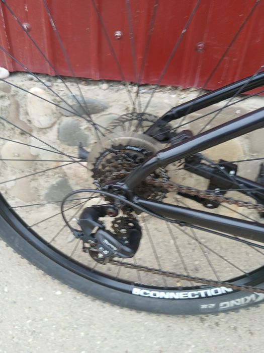 Vând bicicleta Trek în stare bună are roti de 29 și  frane pe ulei