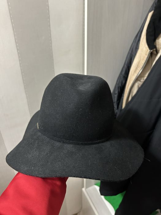 Шляпа на образ, костюм