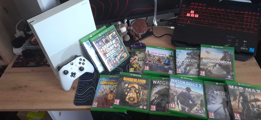 Xbox One S 1TB + 12 jocuri + 2 controllere + cablu alimentare + HDMI