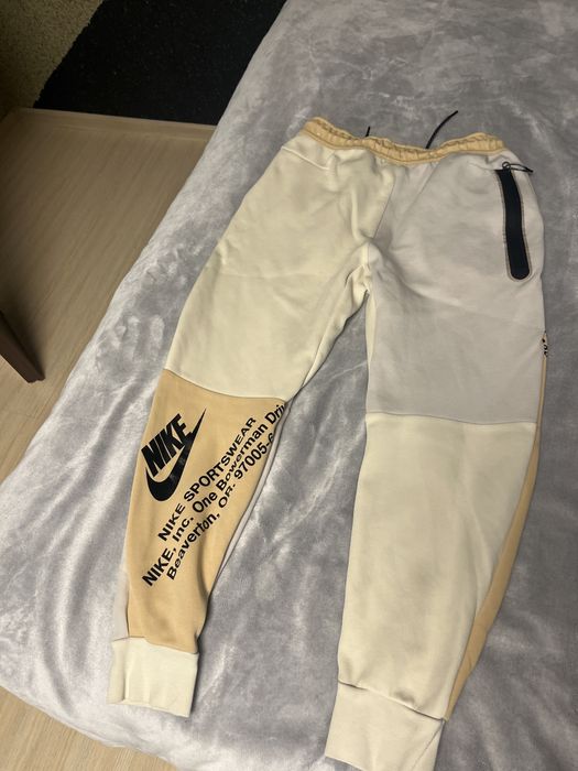 Nike jordan under Armour