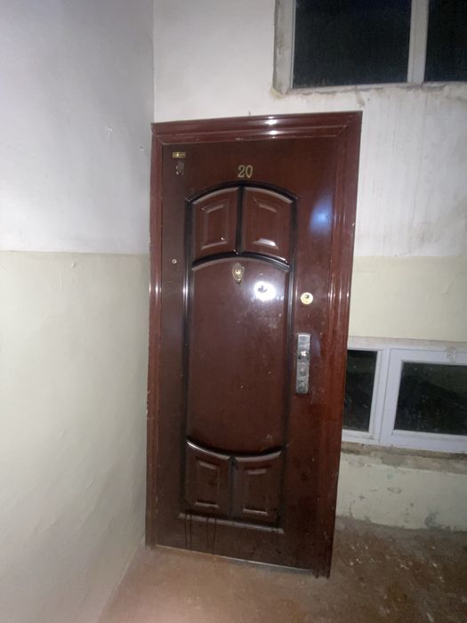 Temir eshik mustaxkam