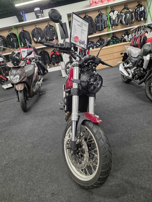 Benelli Leoncino Trail ABS