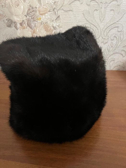 Продам шубу куртку шапки