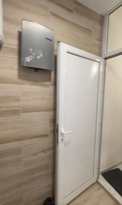 Продава се Тристаен апартамент в Пловдив, Западен - 80 кв.м за 1122 €/кв.м - Снимка #2