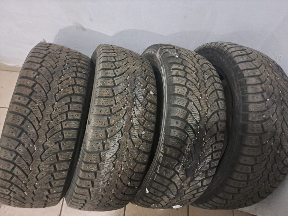 Автомабильный шина