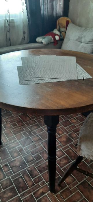 Шкаф с огледало, маса, нощно шкафче-2бр