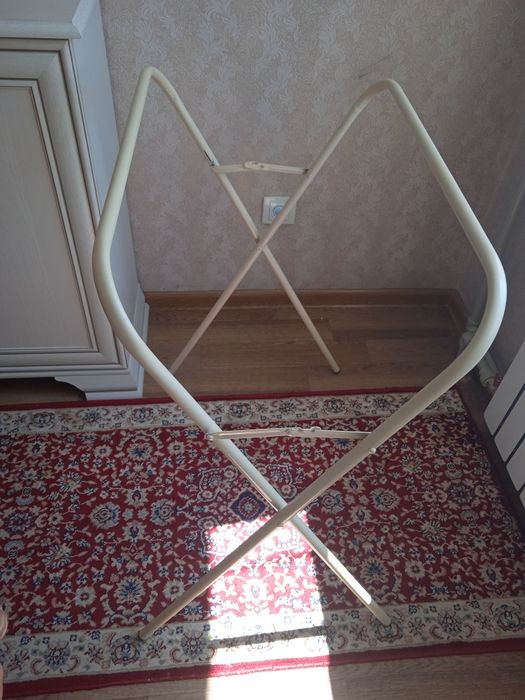 Продам подставку для детских ванночек