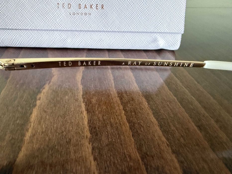 Нови слънчеви очила Ted Baker