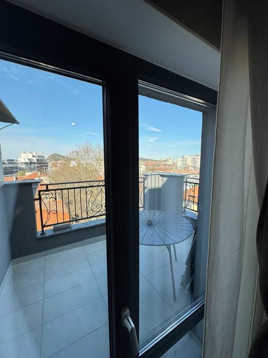 Нов двустаен под наем - Пловдив център