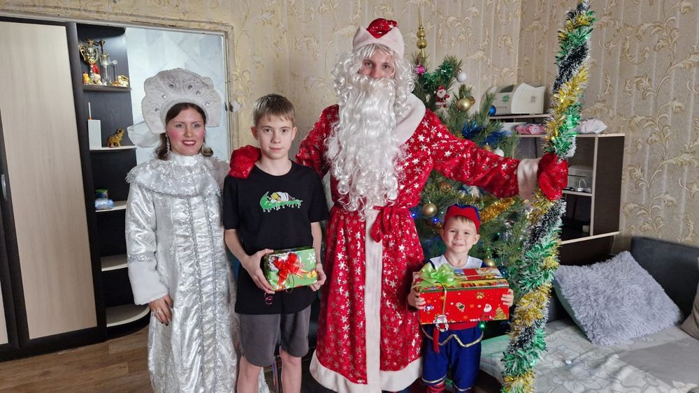 Дед мороз и снегурочка