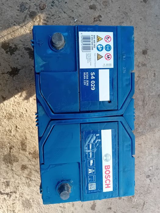 De vanzare are 95 ah