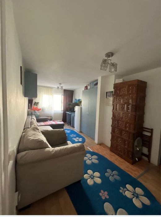 Vand apartament 3 camere
