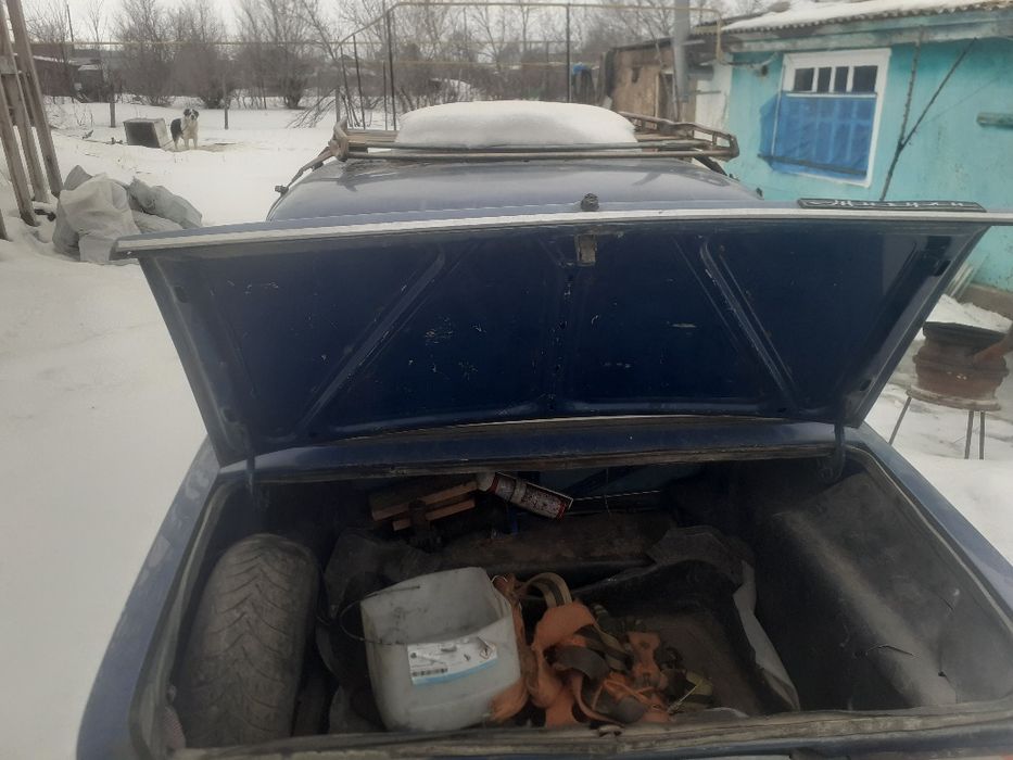 Продам жигули 2106 стоит в Мартуке