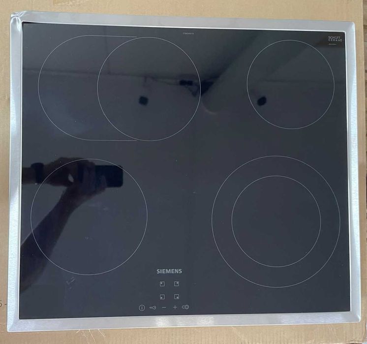 Plită vitroceramică Siemens ET645HN17E, nouă, 4 zone