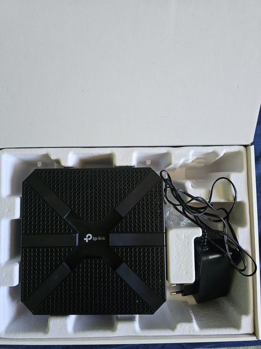 Router Wireless Gigabit TP-LINK Archer C4000, Tri-Band