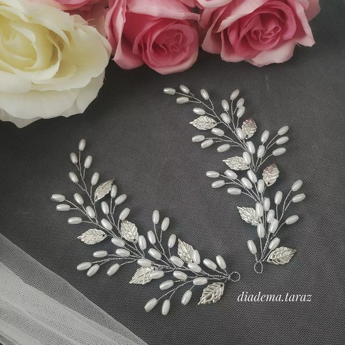 Парные веточки в прическу