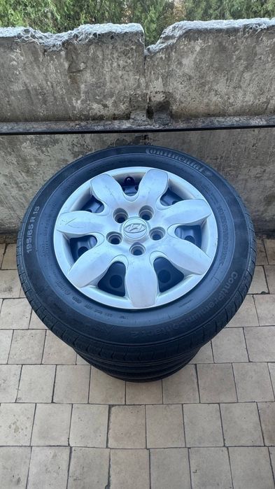 Срочно продам колеса от Hundai Elantra 15 размера
