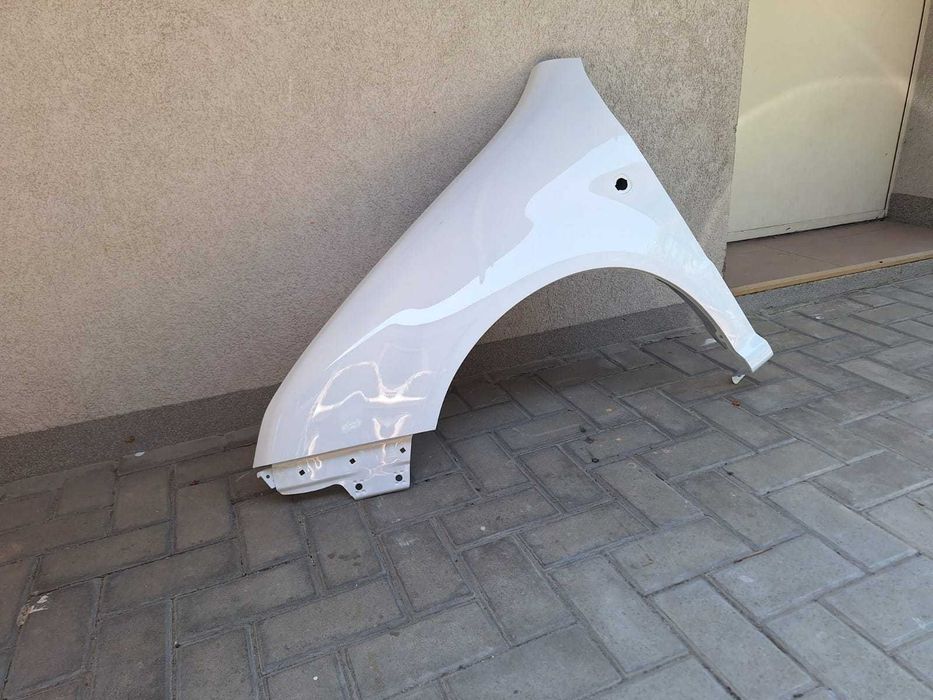 Aripa Fata Stanga Skoda Fabia 1 I An 1999-2007 Vopsita Alb