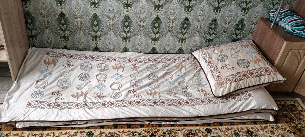 Продам набор 2 штуки