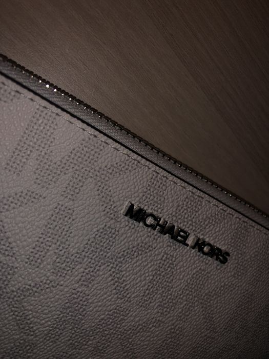 Clutch Michael Kors, piele, cu eticheta