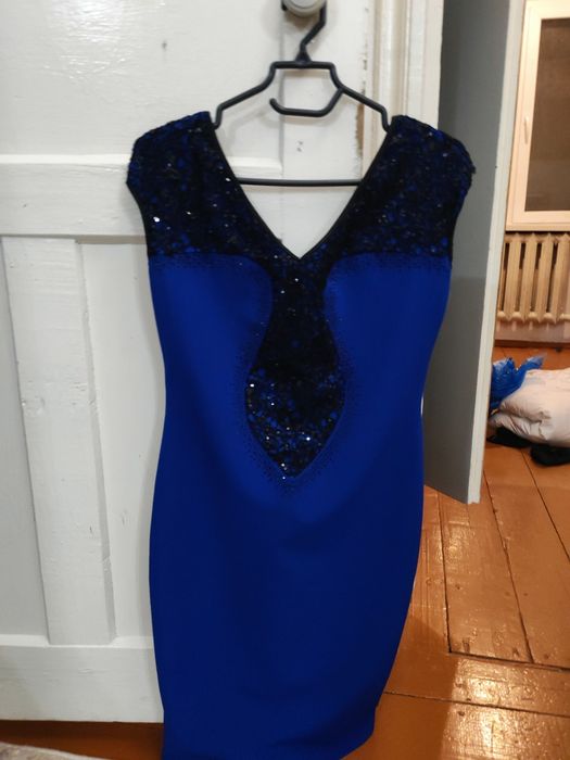 Продам платье 44-46р одевали пару раз. Покупала за 25000тг