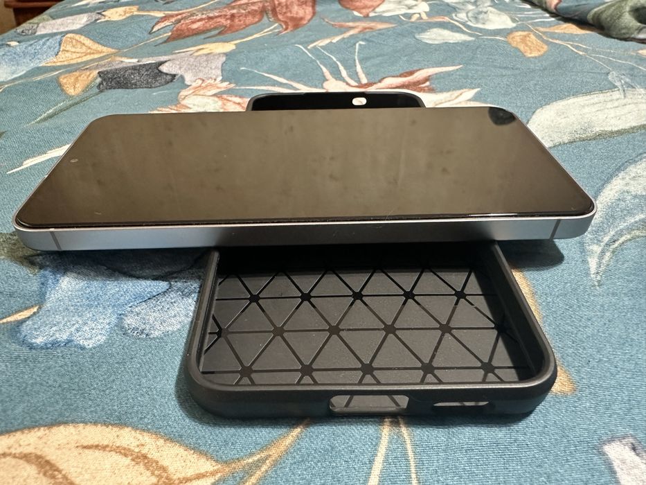 Samsung S25 FE 256GB Navy Blue în garanție