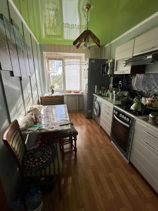 Продается 3 ком квартира район Галактики