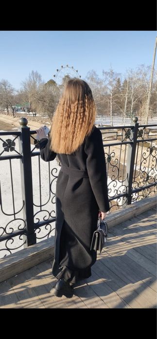 Пальто осеннее черное