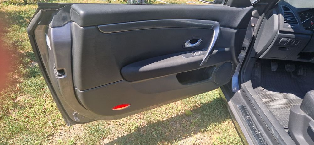 Vând Renault Laguna Coupe, 2010, stare foarte bună, 235000 km