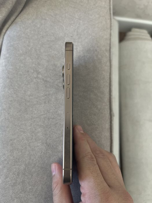 Продам Iphone 16 pro 128 gb