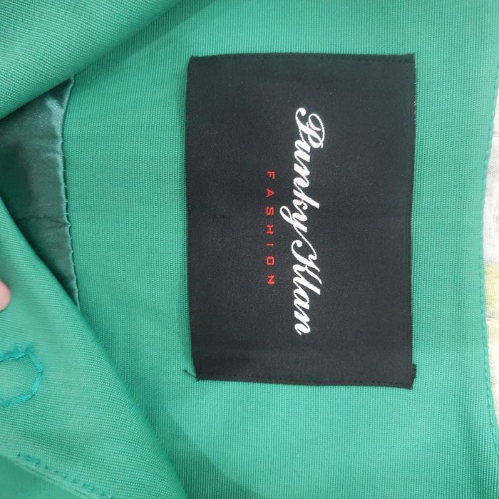 женская одежда,плащи