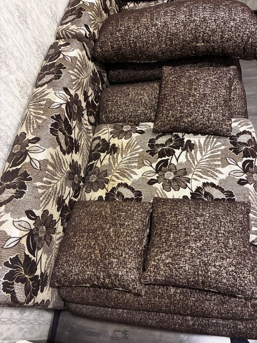 продам диван с креслами