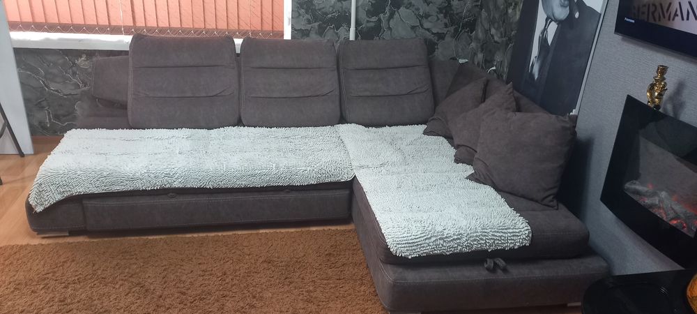 Угловой уголок диван