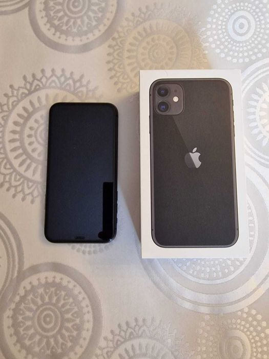 Смартфон Айфон 11, 64 Гб