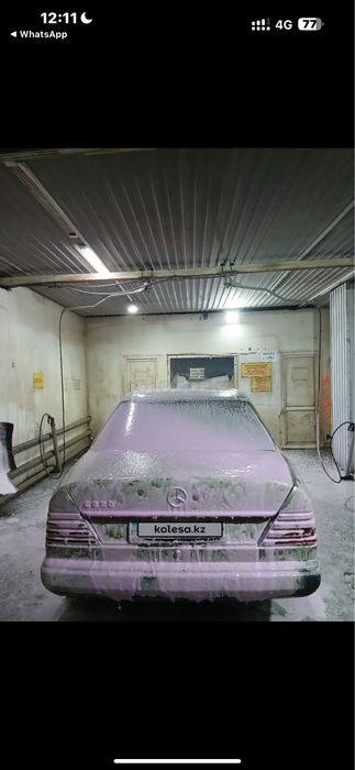 Машина Mercedes-Benz E230