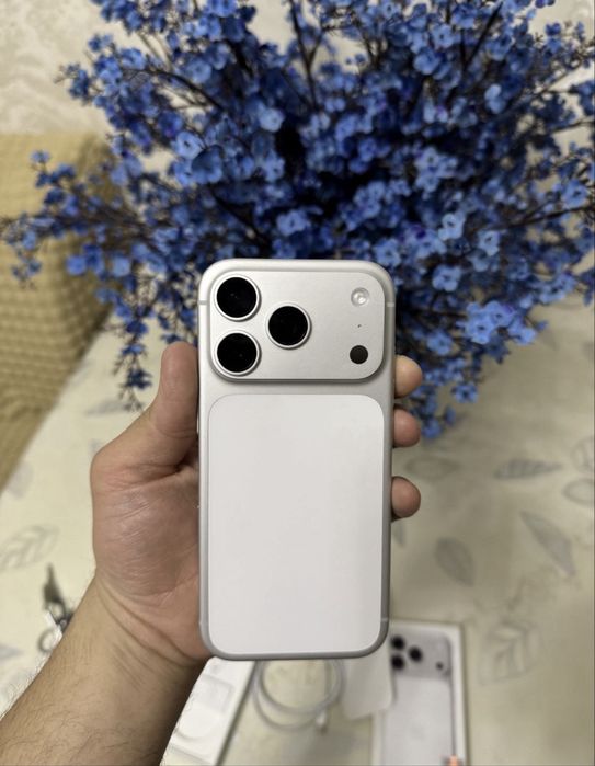 Iphone 17 Pro 256 GB Silver Sim+Esim почти новый идеал айфон