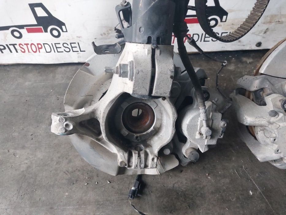 fuzeta dreapta fata land rover discovery sport 2.0 2015 2016 2017 2018 2019 2020