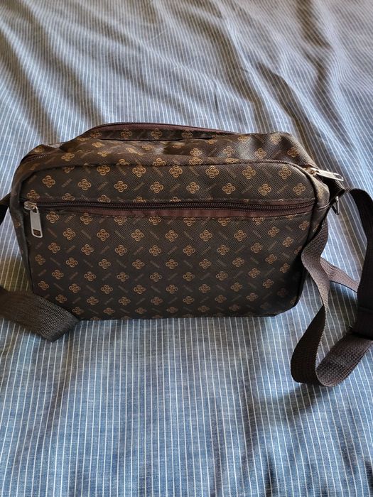 Дамска раничка, чанта