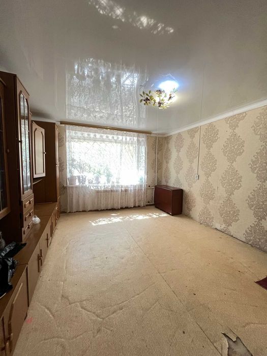 Продам 1 комн кв 12мкр Бывшее МСО