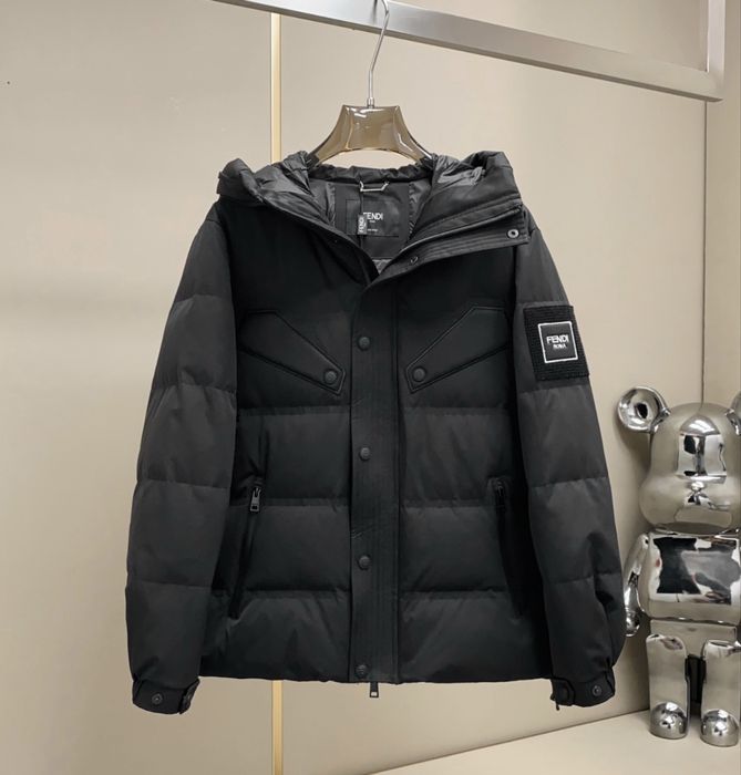 Geaca Fendi , calitate premium , pe comanda , noua , XL