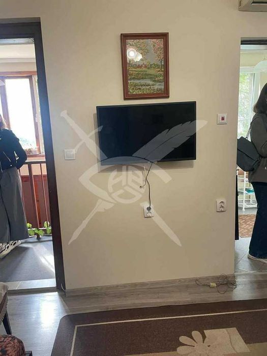 Дава се под наем Етаж от къща в Варна, Общината - 25 кв.м за 225 € - Снимка #4