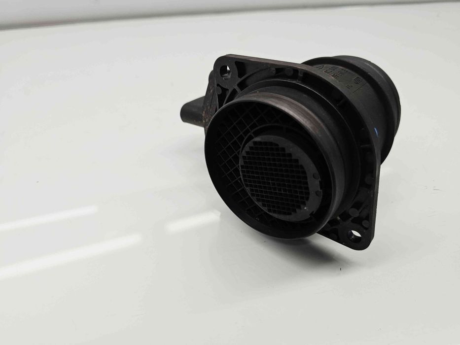 Debitmetru aer Volkswagen Caddy 3 (2KA, 2KH) [Fabr 2004-2010] 03890646
