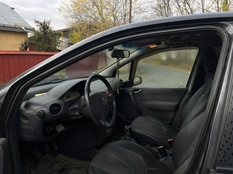 Mercedes-Benz A-Class diesel, 1.401 € — imagine 5