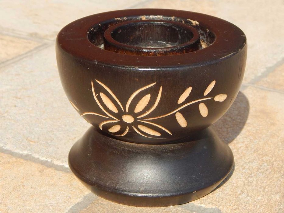 Suport lumanari lemn natural motive africane