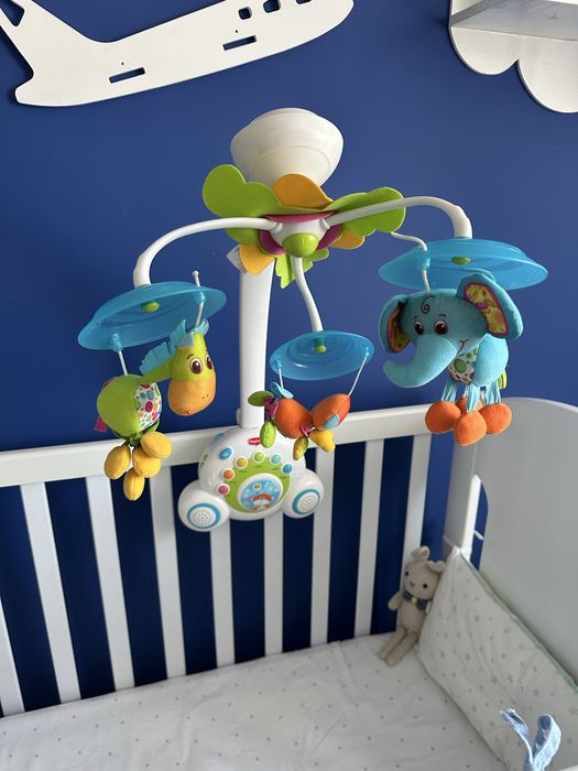 Бебешка въртележка Tiny Love Tiny