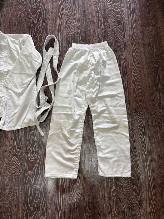 Продам кимоно дзюдо.