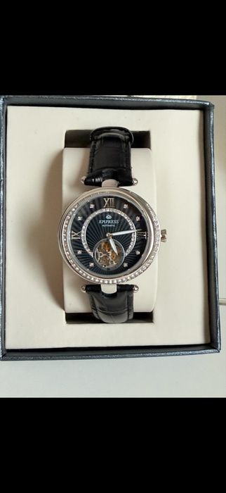 НОВ Часовник Empress automatic woman