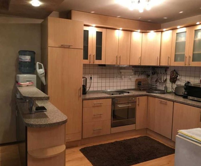 Продава се Тристаен апартамент в София, Хиподрума - 94 кв.м за 2081 €/кв.м - Снимка #1